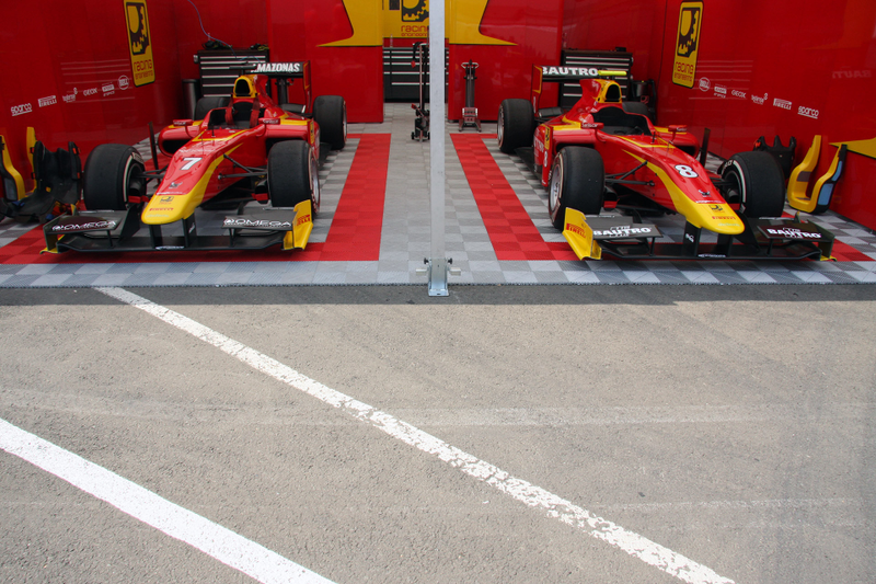 Illustration for article titled This Is What Happens When F1 Comes To Town